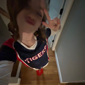 Meet your Posher, Avery